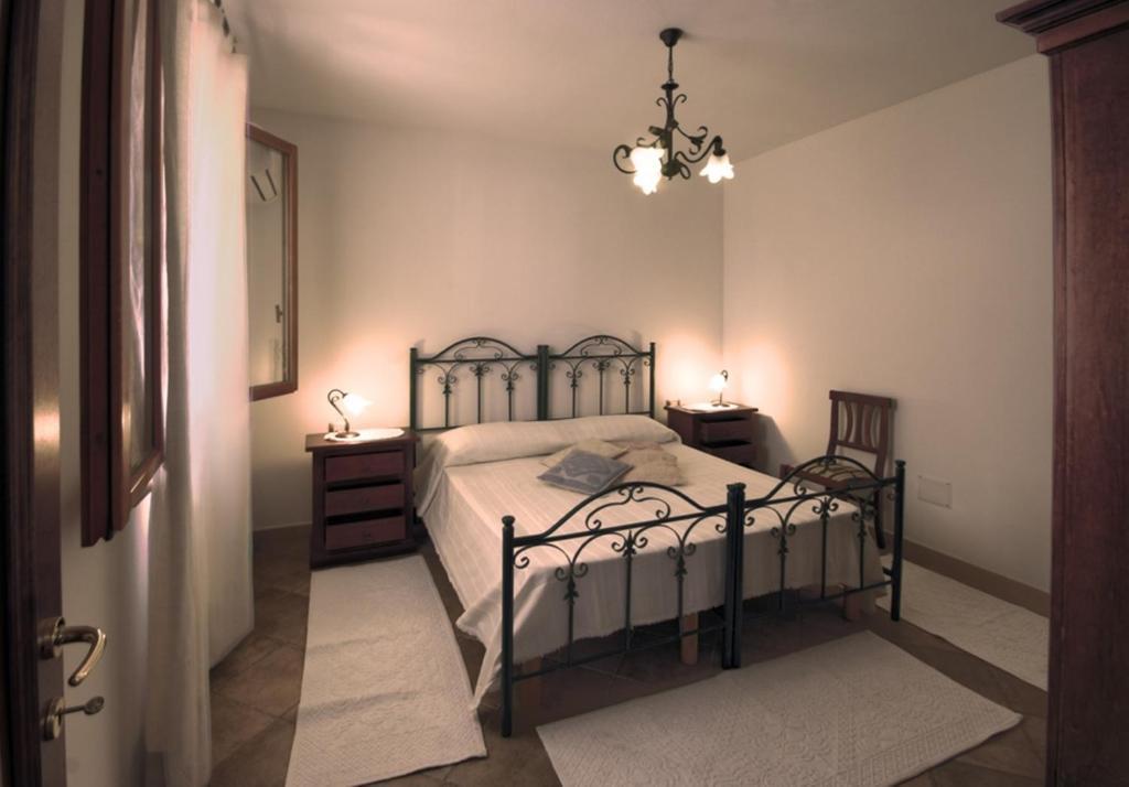 אולמדו Agriturismo Sa Suerera חדר תמונה