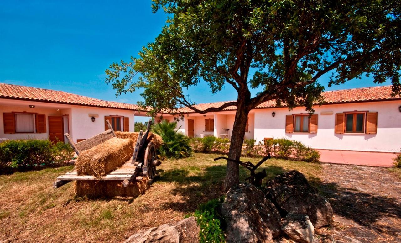 אולמדו Agriturismo Sa Suerera מראה חיצוני תמונה